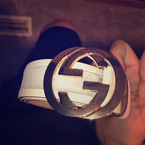 Gucci belt size 32